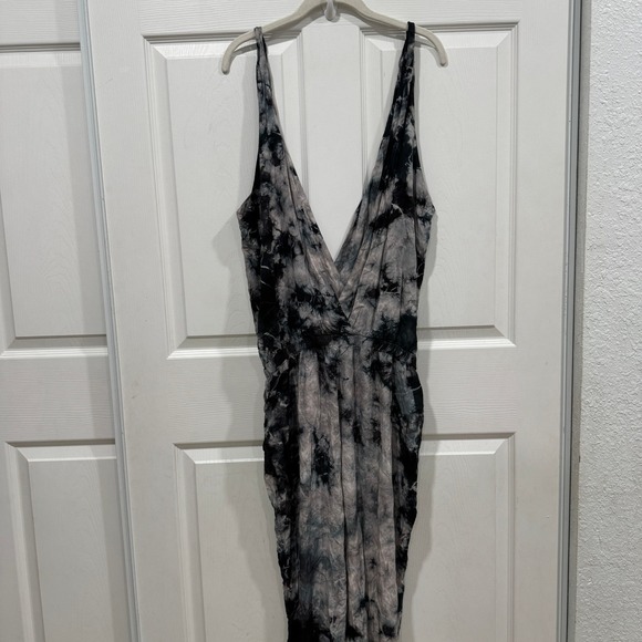 Maaji Women's Black and Gray Tie Dye Viscose V-Neck Jumpsuit Medium - Picture 1 of 8